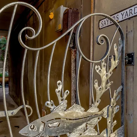 Sayers Yard Whitby