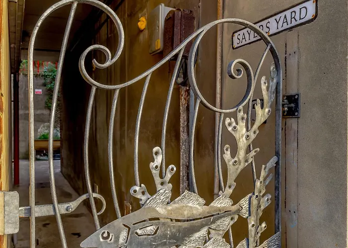 Sayers Yard * Whitby